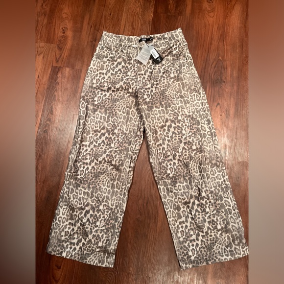 Jaded London Denim - Jaded London Collossus Leopard Print Baggy Jeans